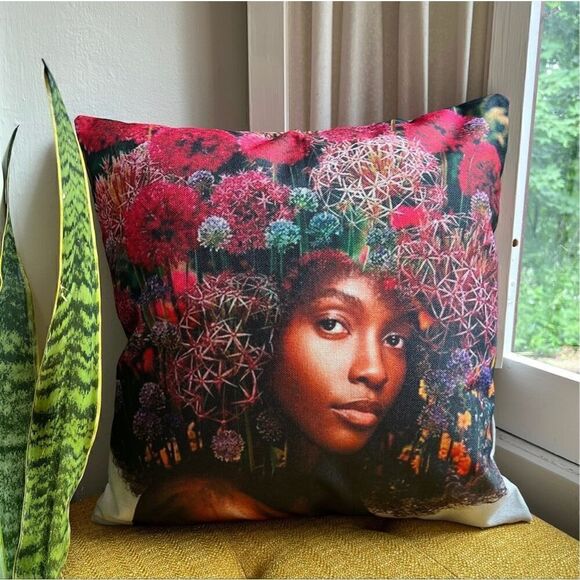 Black Girl Magic Throw Pillow Cover Waterproof Outdoor Fits 18x18 or 20x20 Inser - Picture 1 of 5